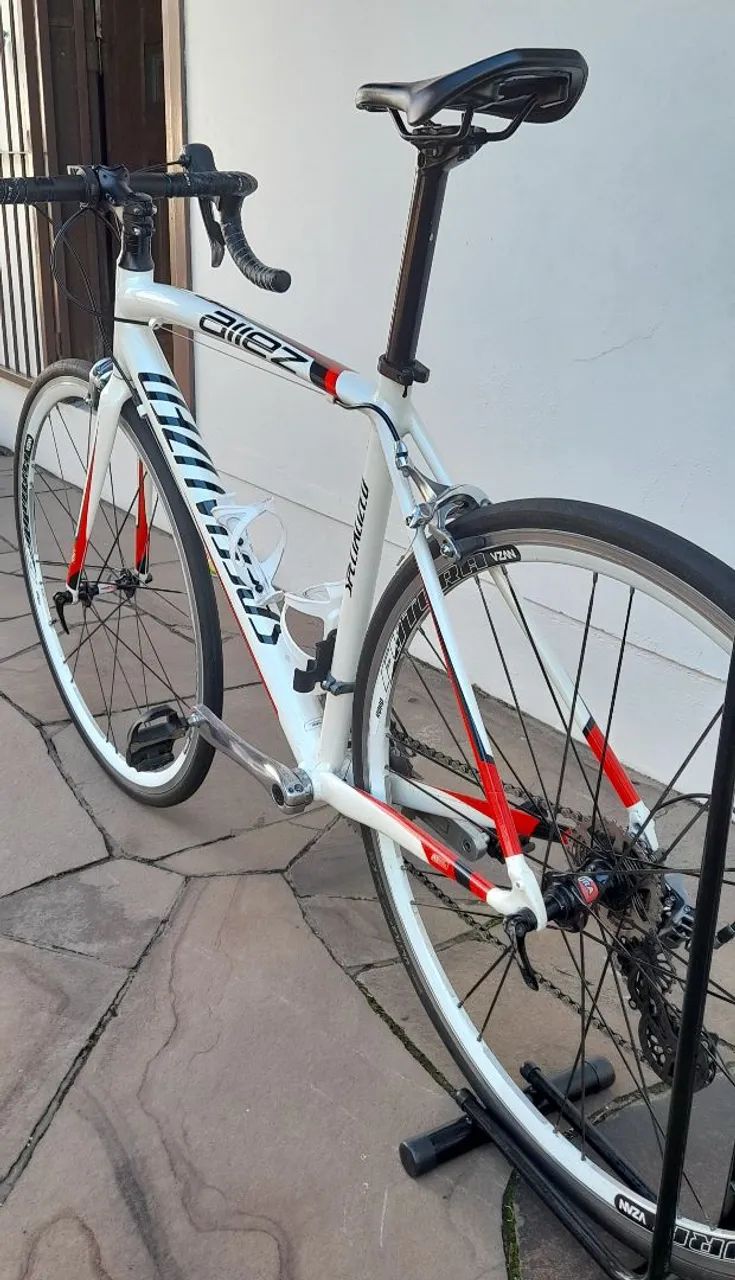 Bicicleta Speed Specialized Allez Elite - Ciclismo - Brigadeira
