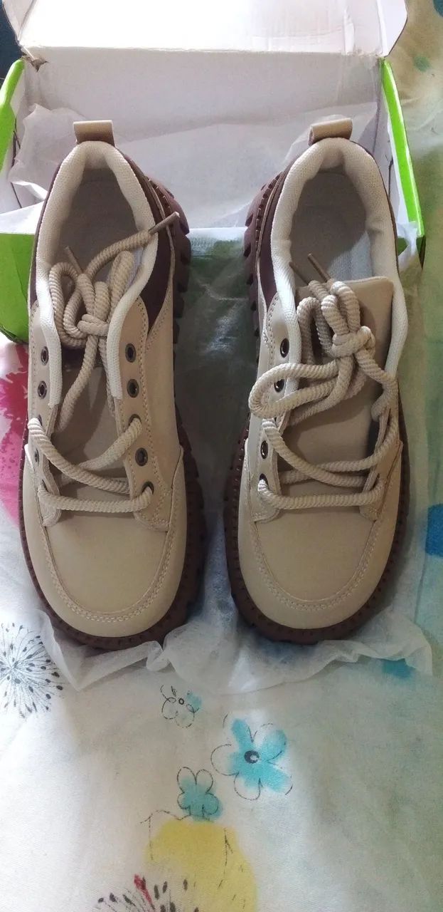 Tênis Casual Feminino Bege tamanho 36 - Foto 3