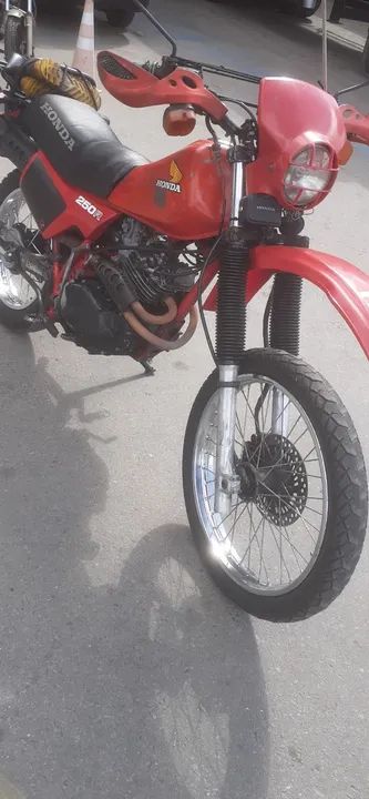 Moto de uso diário, XL250R mecanica em ordem documentação em dia. - Foto 4