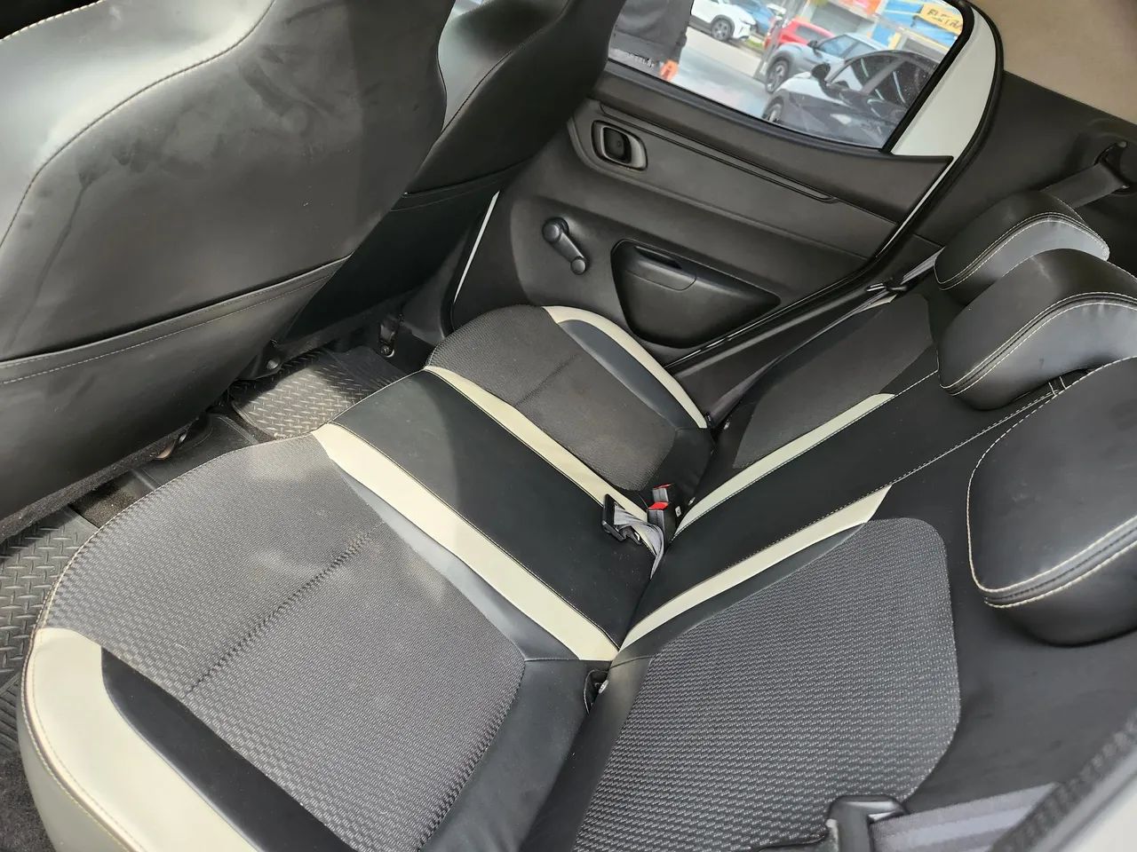 KWID INTENSE 2019 COM 58MIL KM - Foto 3