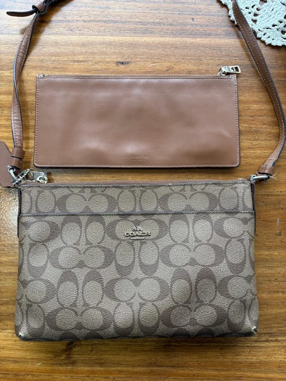 Bolsa Coach Original - Couro e Estilo Clássico