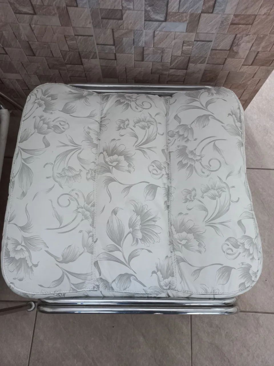 Poltrona com apoio  - Foto 2