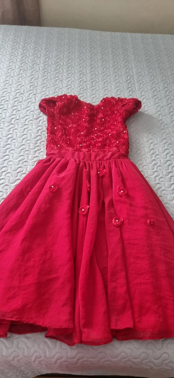 Vestido Vermelho Infantil Festa todo trabalhado