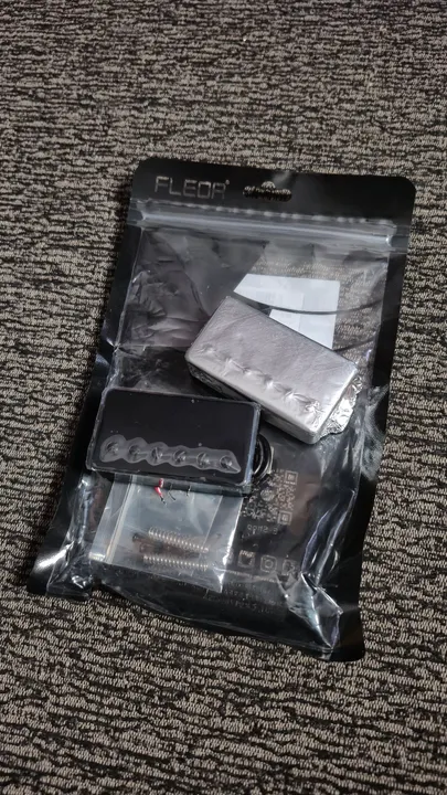 Set de captadores humbucker Fleor cerâmicos niquel preto Sem Uso