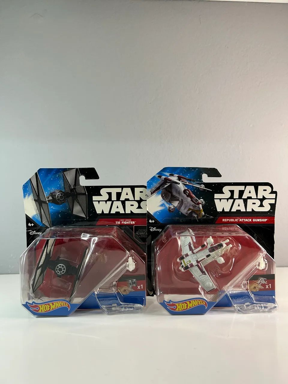 Naves Star Wars lacradas Hotweels