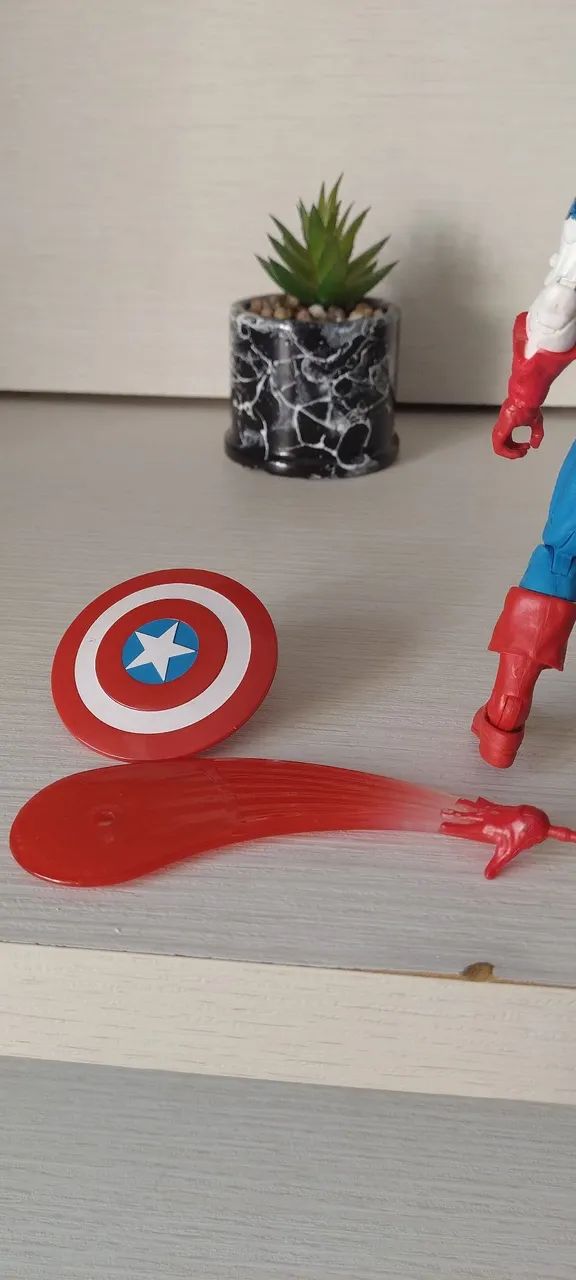 MARVEL Legends Capitão América (Vintage) - Foto 4