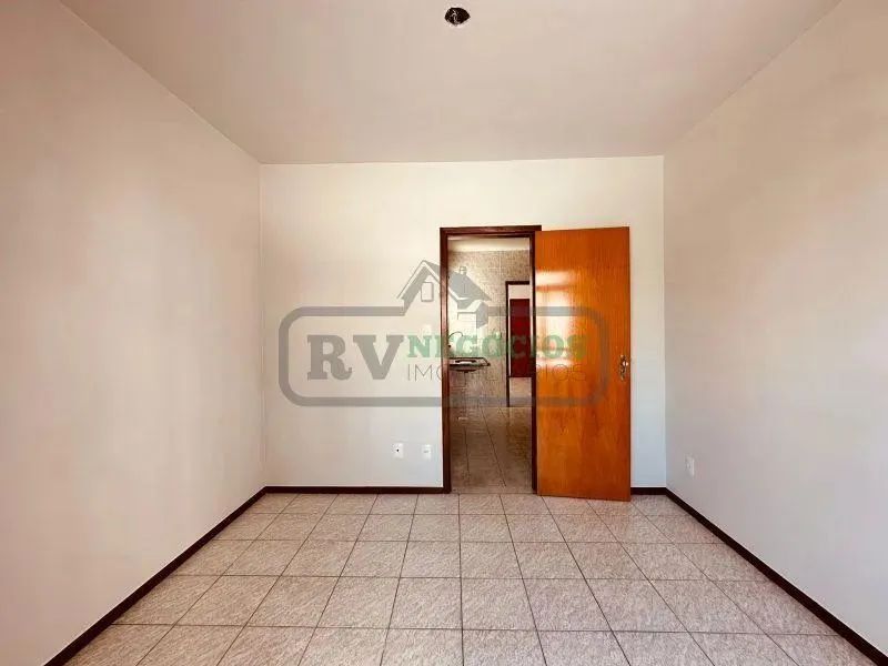 ksc*RV4961 Lindo quarto e sala num dos melhores bairros da cidade, perto de tudo - Foto 2