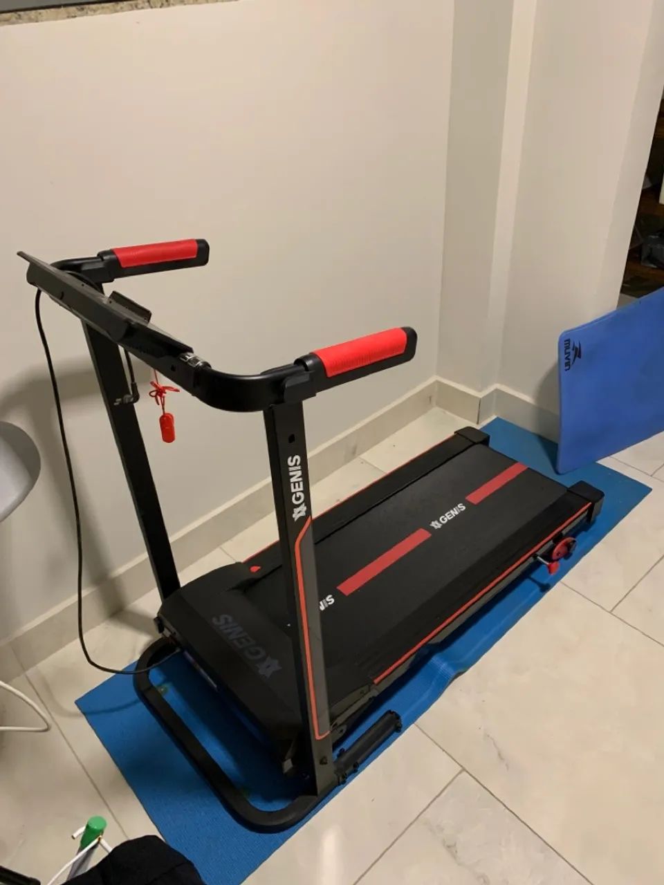 Esteira Ergométrica Dobrável GT 500 Genis Polishop