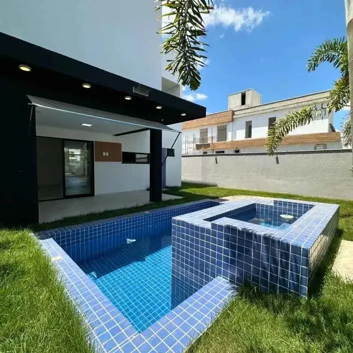 Imóvel para venda tem 240 metros quadrados com 3 quartos
