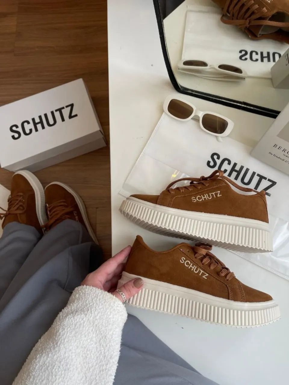 Tênis Schutz Feminino Linha Luxo Cinza/Preto/Marrom - Foto 4