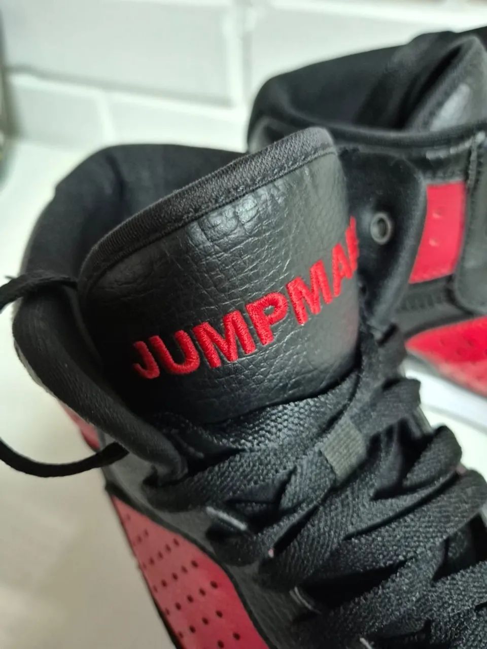 Tênis Jordan (cano alto) - Foto 2