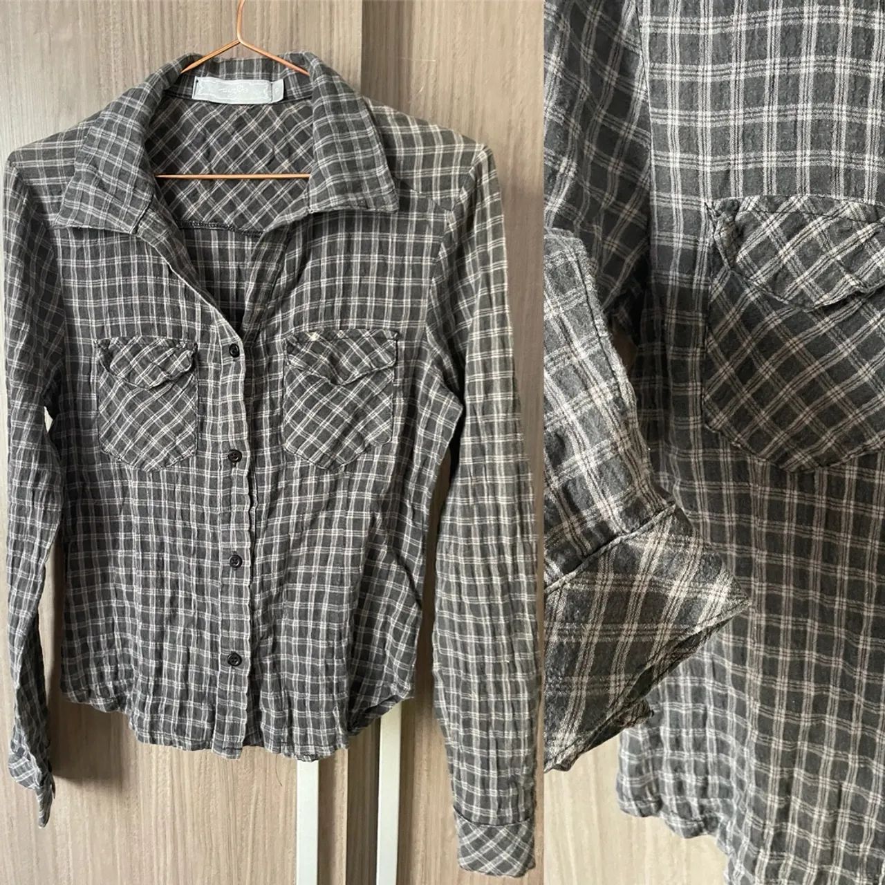Blusas quadriculadas, saia de couro e saia de pêlos - Foto 3