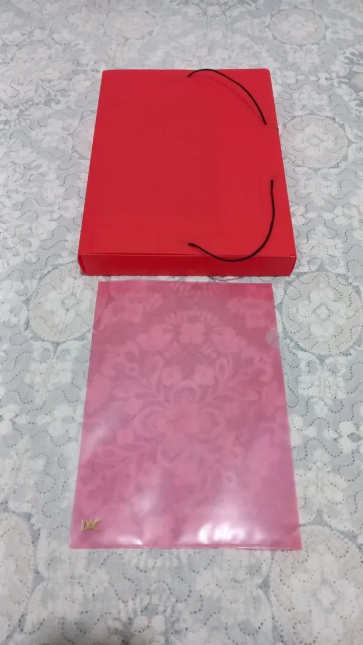 Pasta plástica vermelha kit 2 peças  novas. - Foto 5