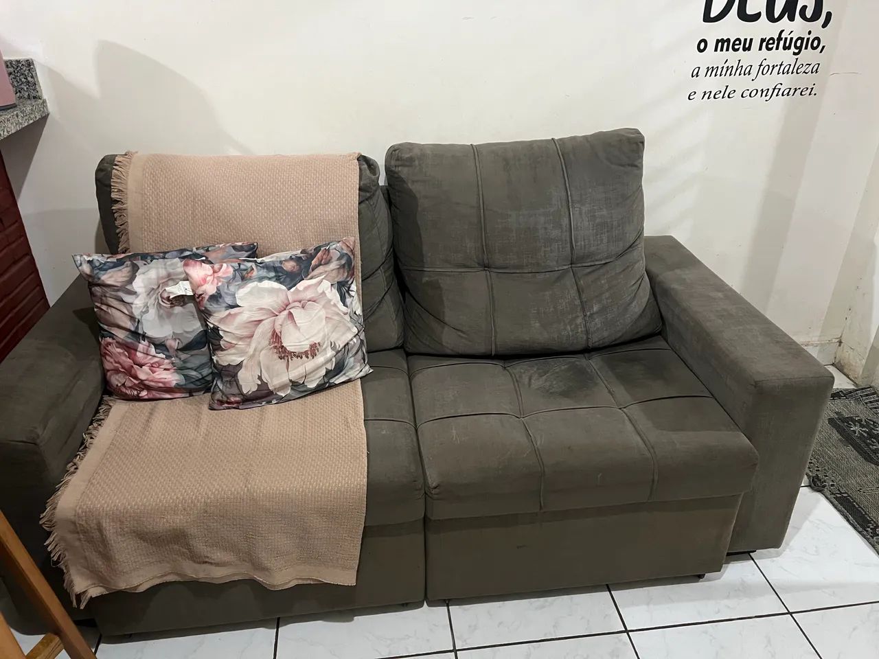 sofá retrátil 64717834096257122