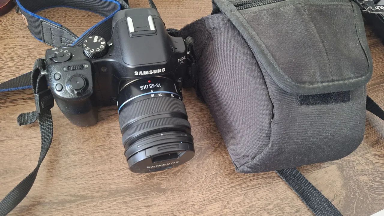 Câmera semi profissional Samsung NX30  - Foto 5