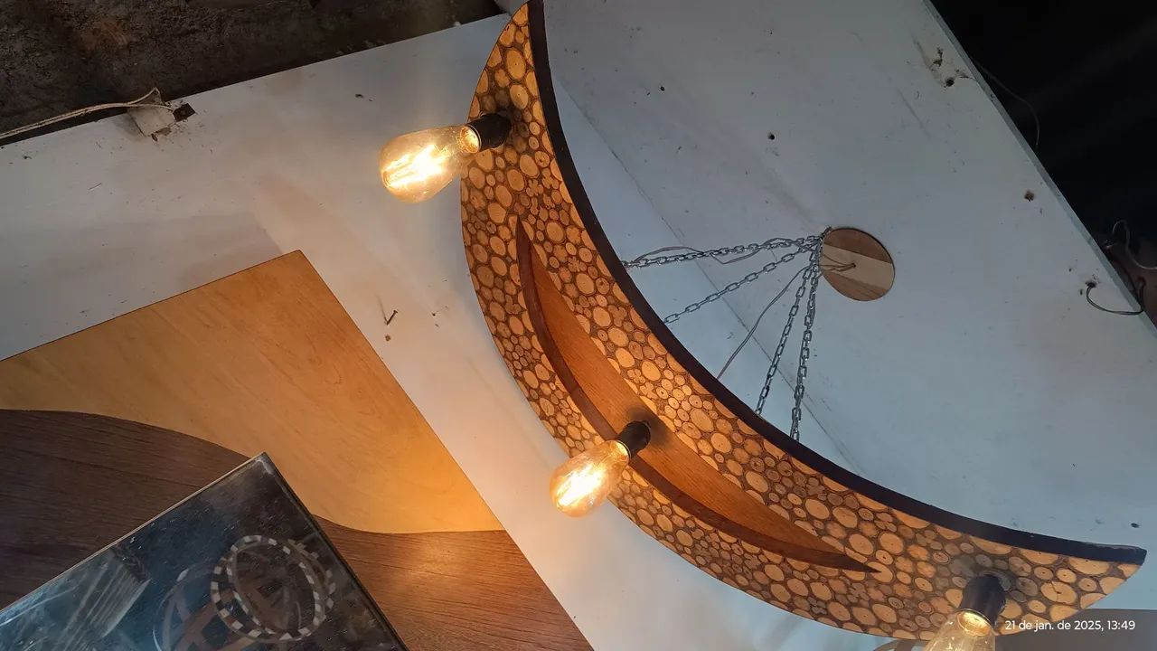 Luminária feita com cipó formato de lua - Foto 4