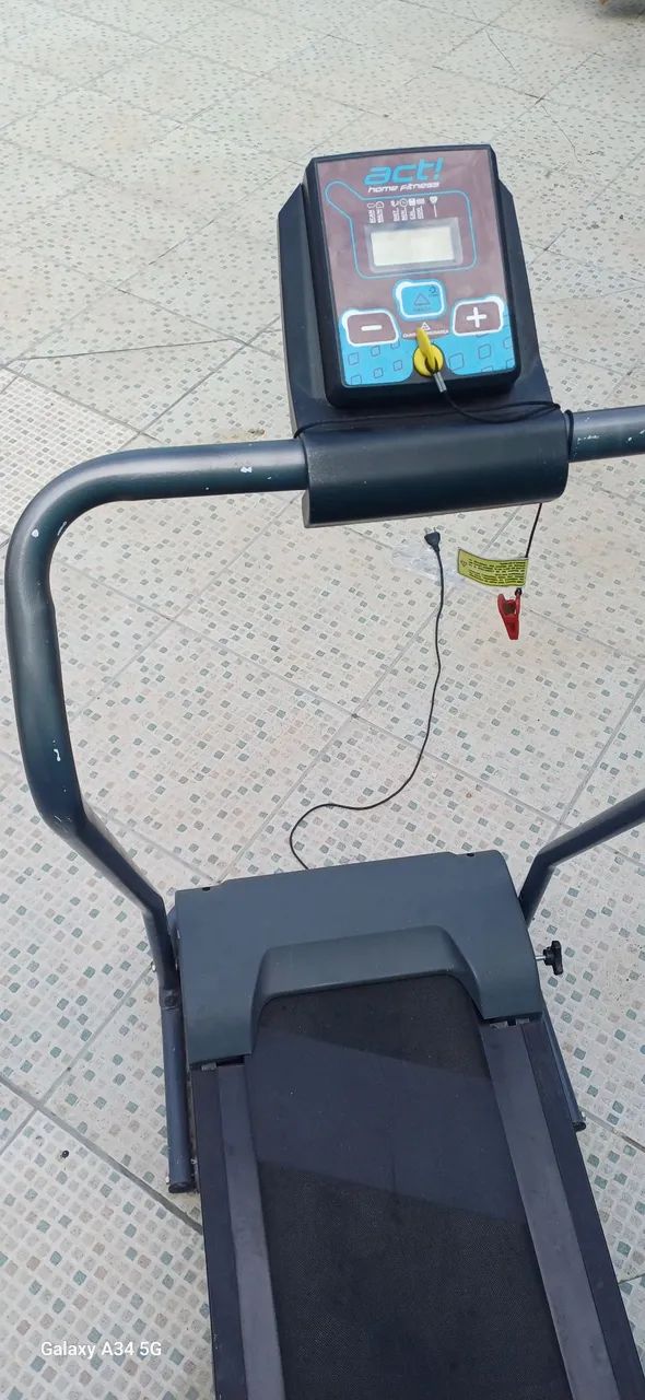 Esteira Act Home Fitness, precisa fazer um ajuste na lona 