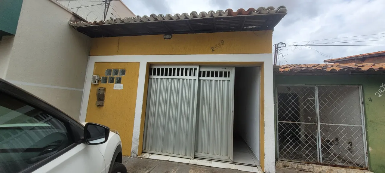 Vendo linda casa na Av 03 em Timon