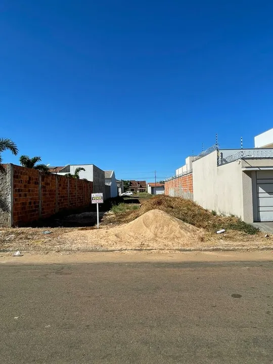 Lote a Venda na AV. Condorcet no setor Jardim America em Porto Nacional-TO