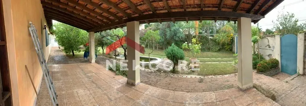 Casa em Avenida Professor Raphael Laurindo - Jardim Paraíso - Botucatu/SP