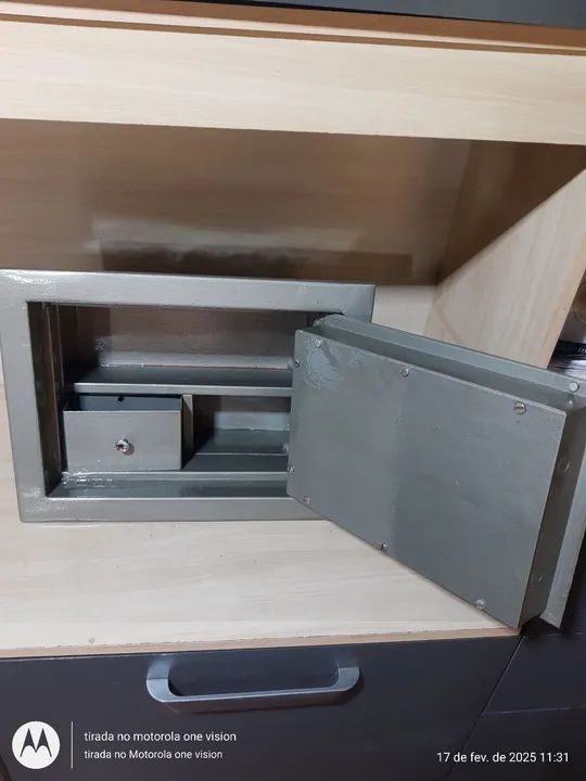 COFRE CONFIANÇA de AÇO para colocar na PAREDE  - Foto 5