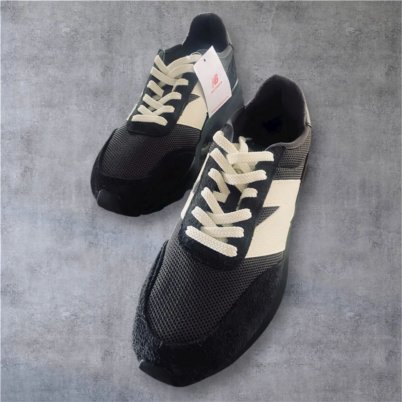 Tênis New Balance Black Calçados Carlos Prates, Belo Horizonte