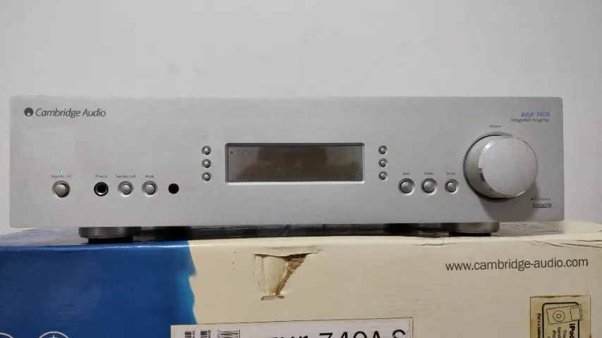 Amplificador Integrado Cambridge Audio Azur 740a - Aparelhos de