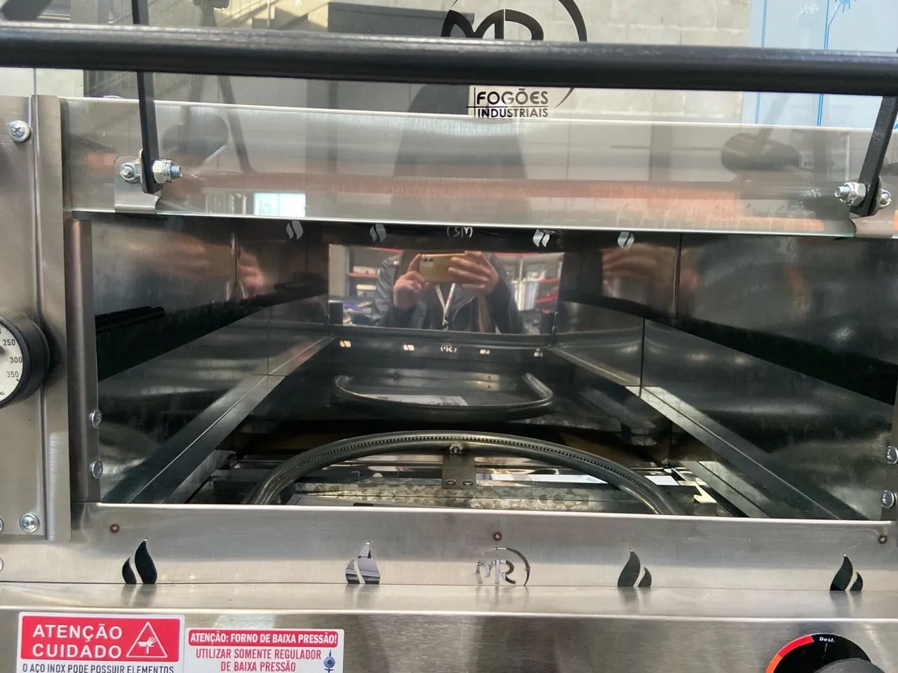 FORNO DE PIZZA 45X45CM COM 1 INFRA VERMELHO COM CAVALETE - MR FOGÕES  - Foto 4