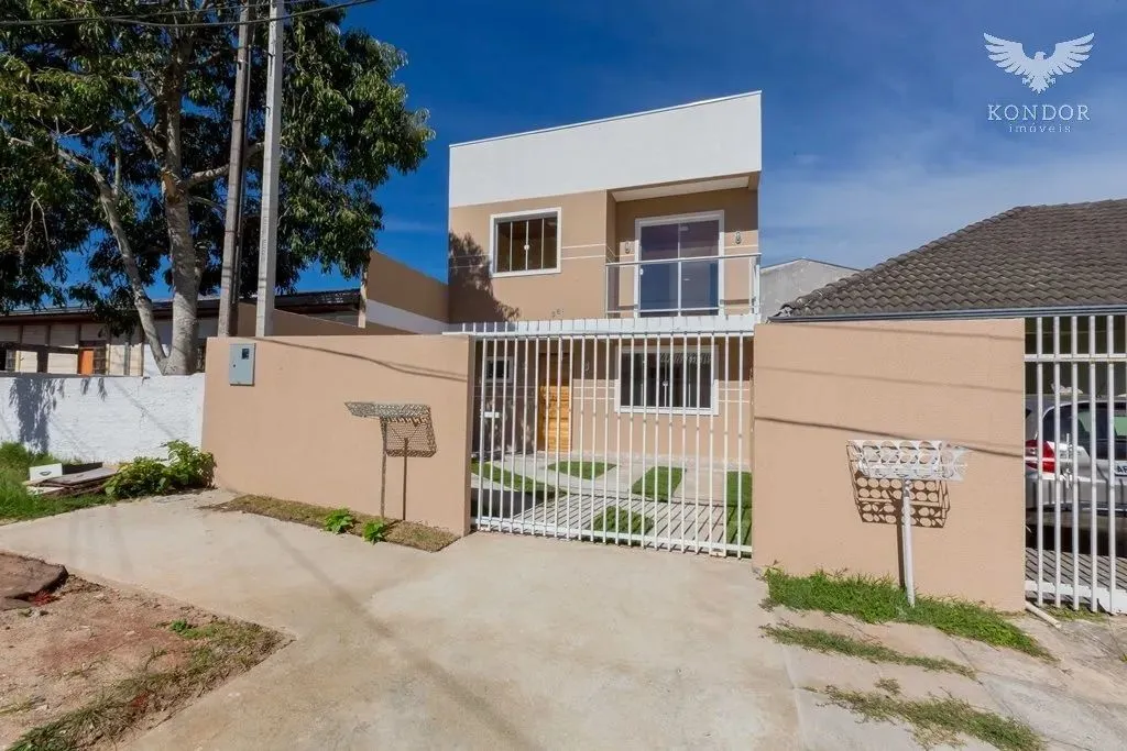 Sobrado em SANTA FELICIDADE com 85m²