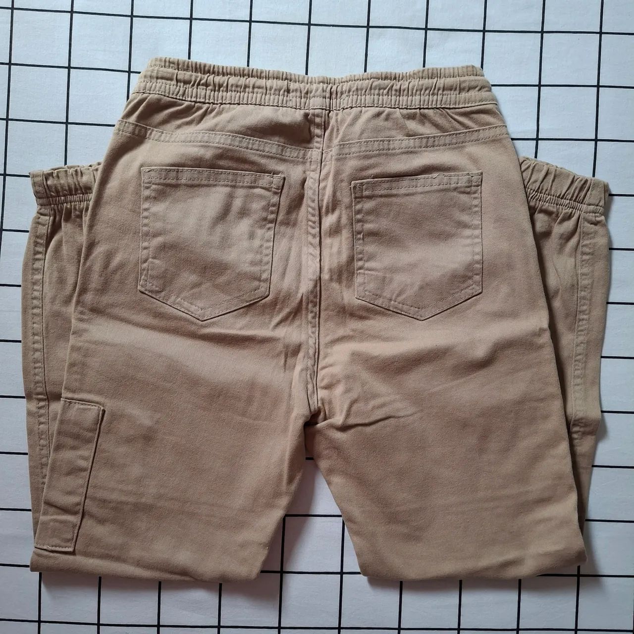 Calça Jogger Infantil com Bolso Cargo - Tam 7-8 - Foto 3