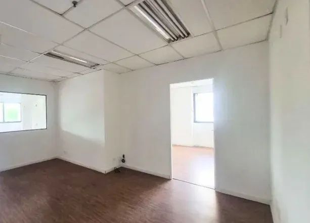 Conjunto Comercial para aluguel e venda tem 245 metros quadrados em Santo Amaro - São Paul - Foto 11