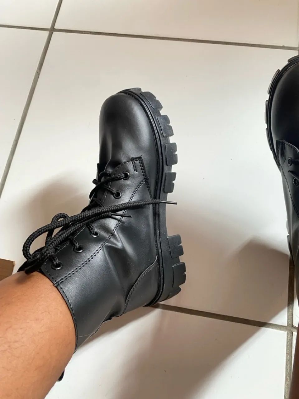 Bota Coturno Feminina Preta - Foto 4