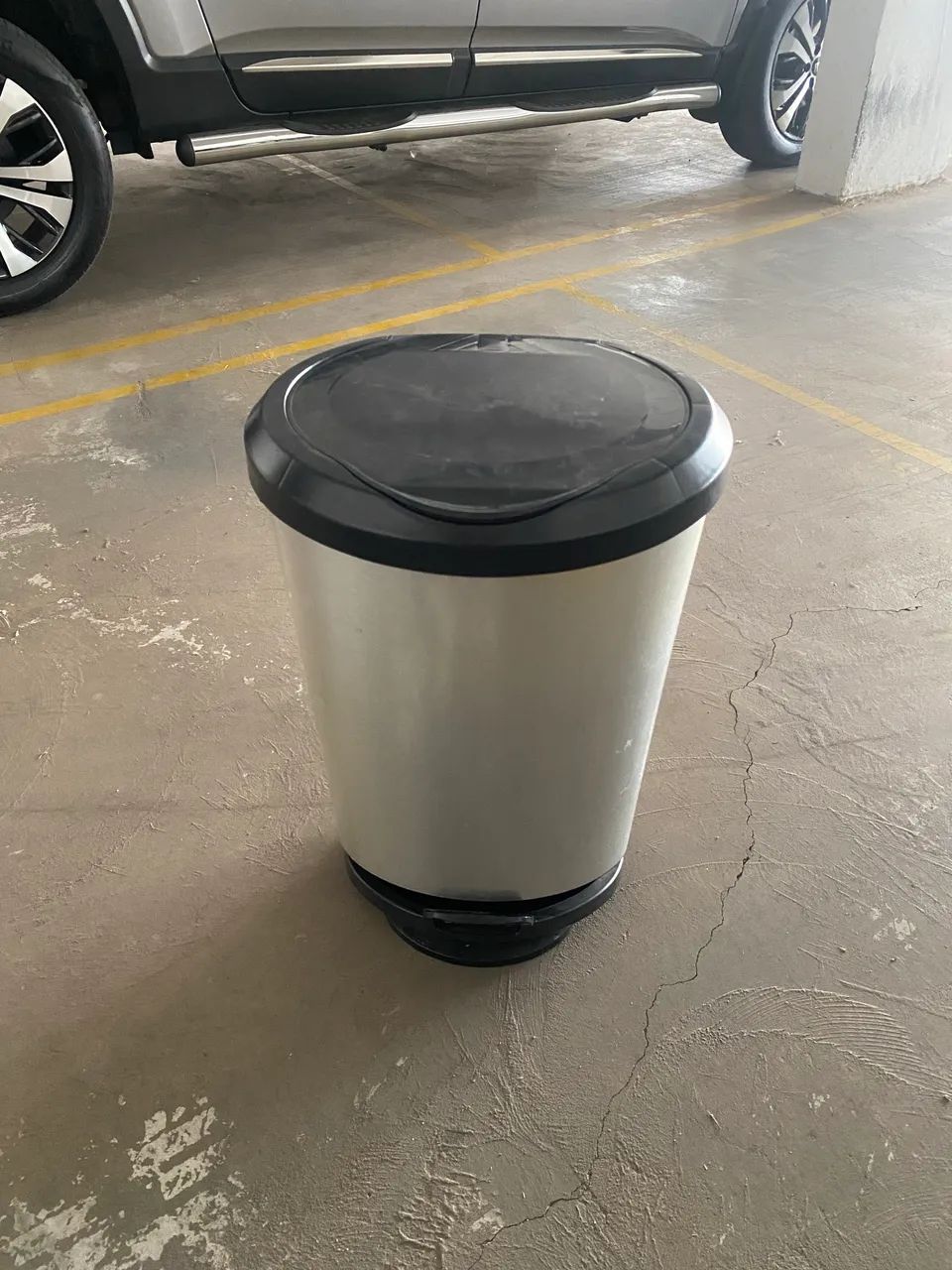 Lixeira de 45 litros