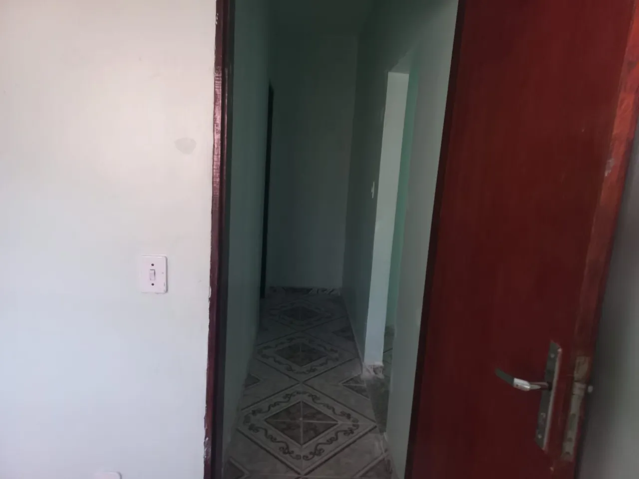 Aluga-se casa