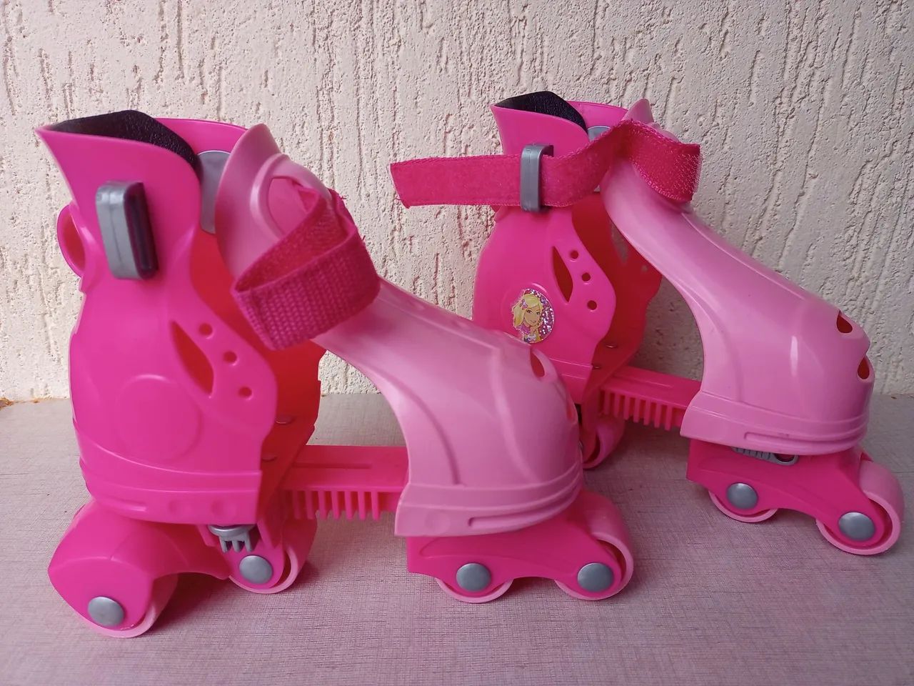 Patins Barbie Mattel Infantil  suporta até 20 kg  - Foto 3