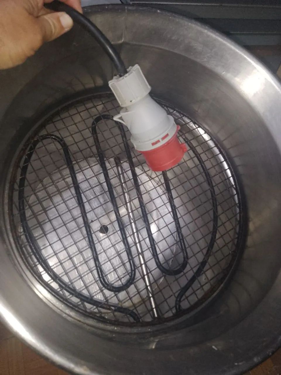  Fritador a óleo e água e Fervedor Industrial Elétrico - Foto 2