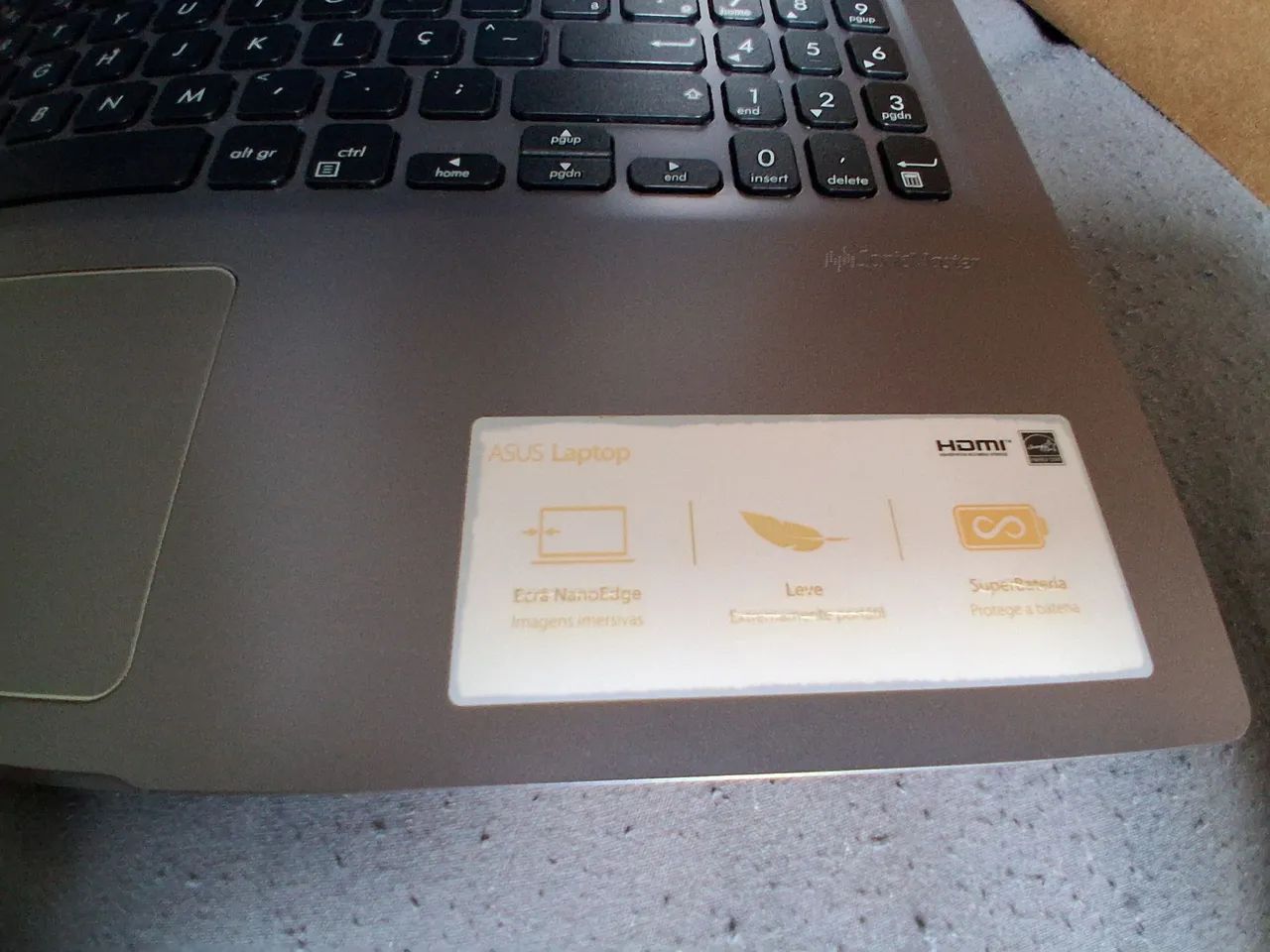 Asus X515J 8 GB Ram, Processador I5, Placa de Video 2GB - Foto 6