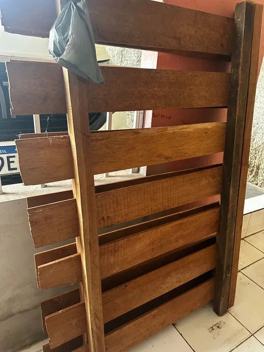 Cama de madeira maciça - Foto 2