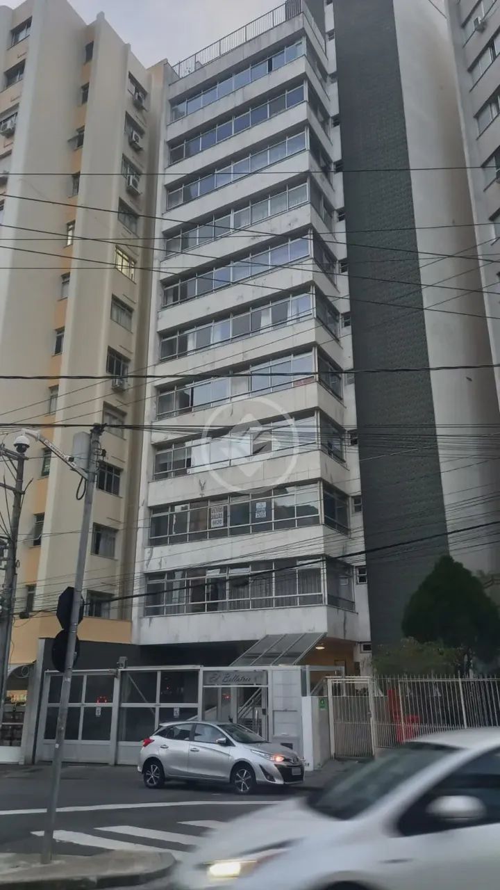 JDL - Apartamento Andar Inteiro 4 Dormitórios no Centro - Florianópolis - SC