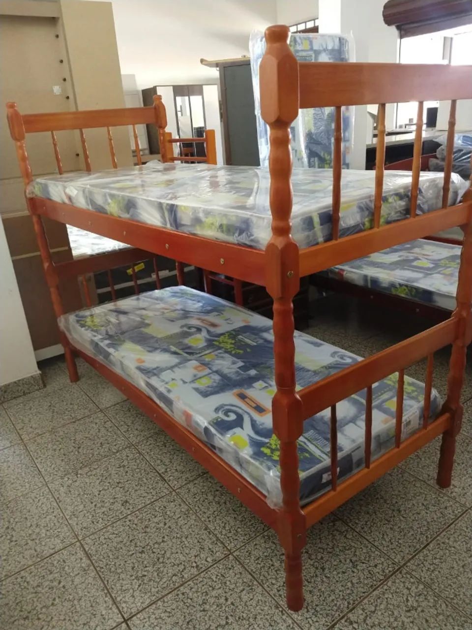 Cama Beliche de Madeira Maciça Torneada Nova, Entrega - Foto 4
