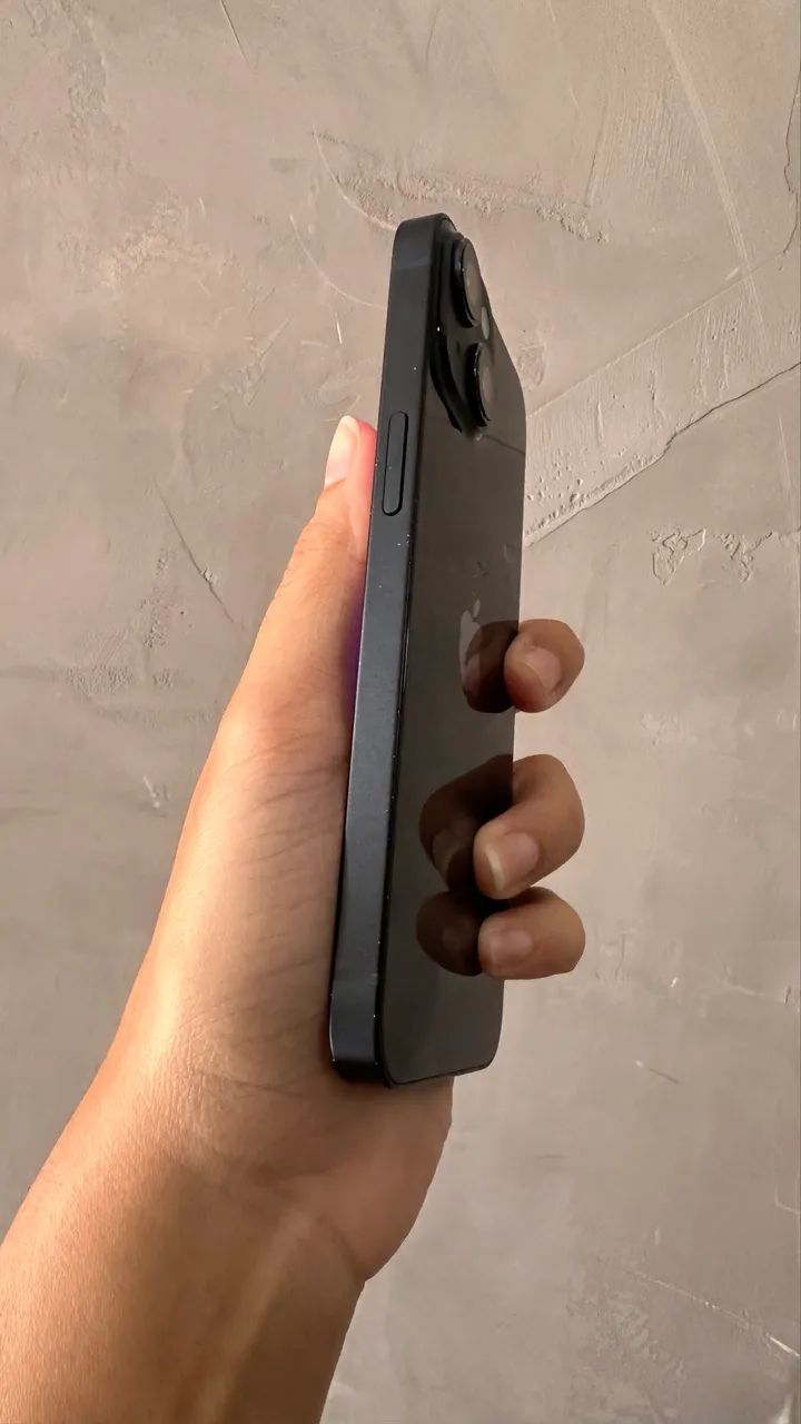 iPhone 14 128GB Midnight com caixa e garantia - Celulares e