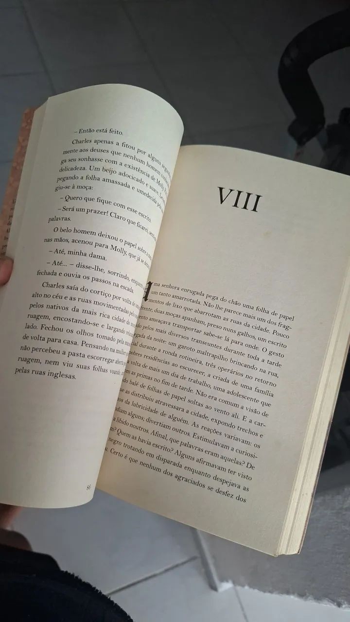 Livro A Dama de Papel (Usado) - Foto 4