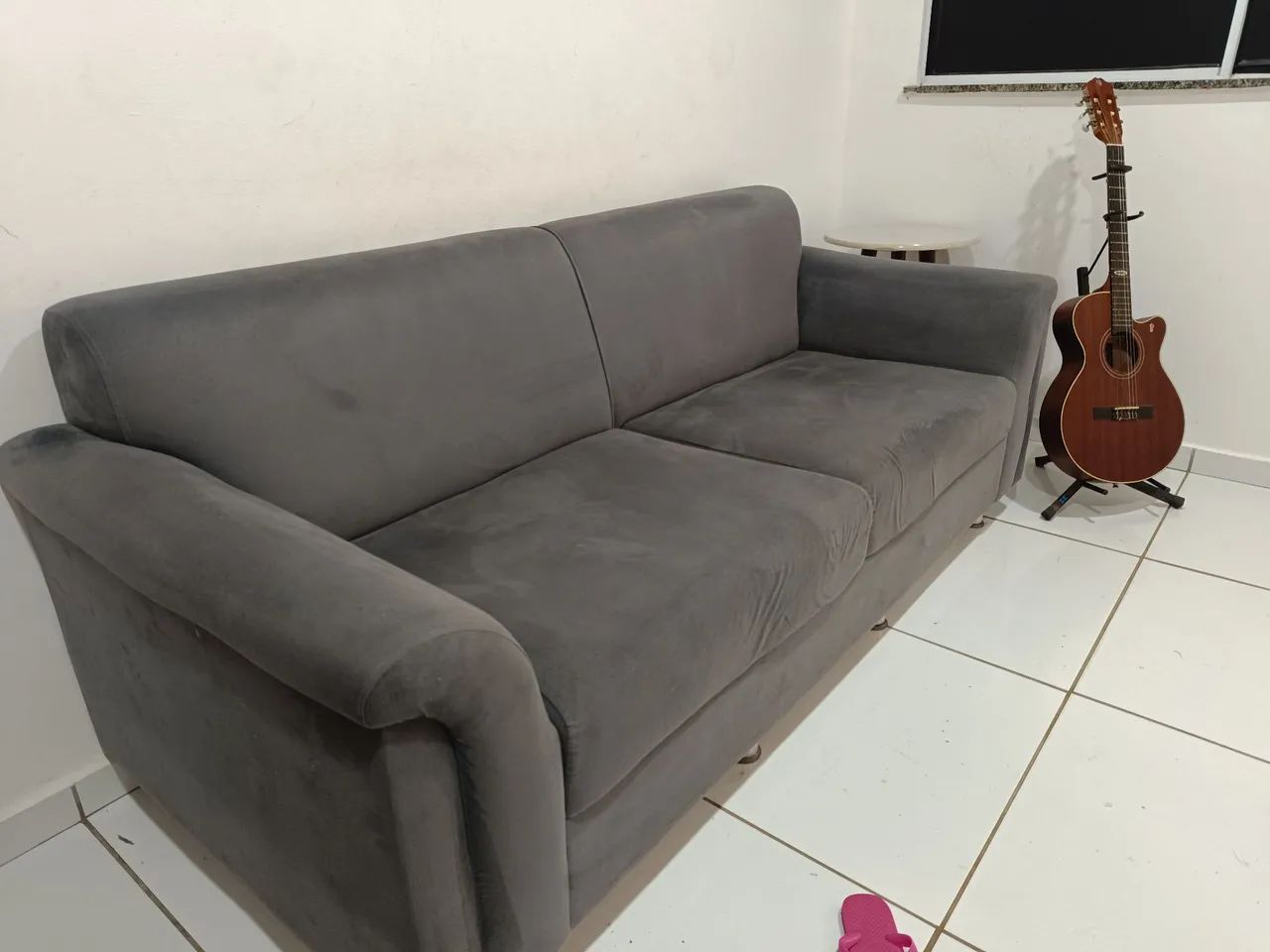 Sofá cinza veludo 700,00 retirada Raposa  - Foto 2
