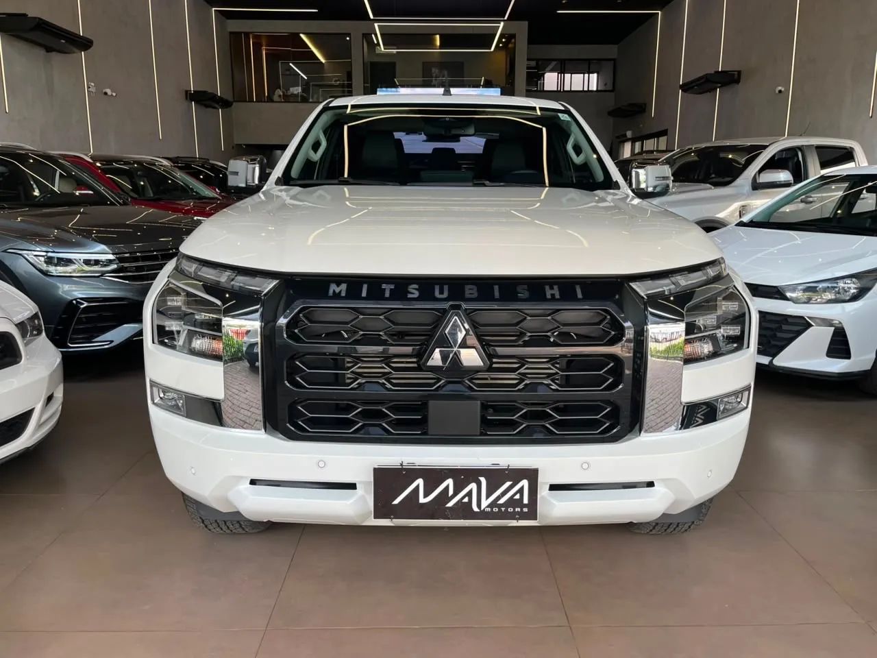 Mitsubishi Triton Triton HPE-S 2.4 CD 4x4 TB Diesel Aut. 2026