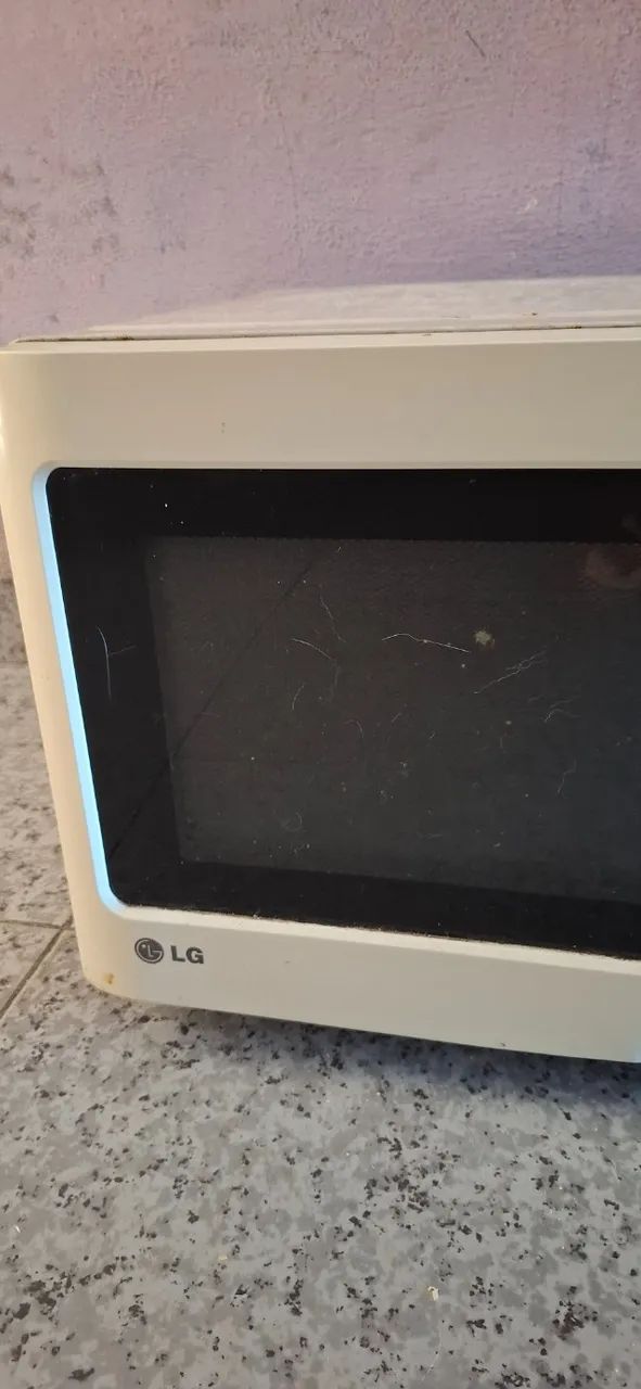 Microondas LG 30L - 127v - Foto 2
