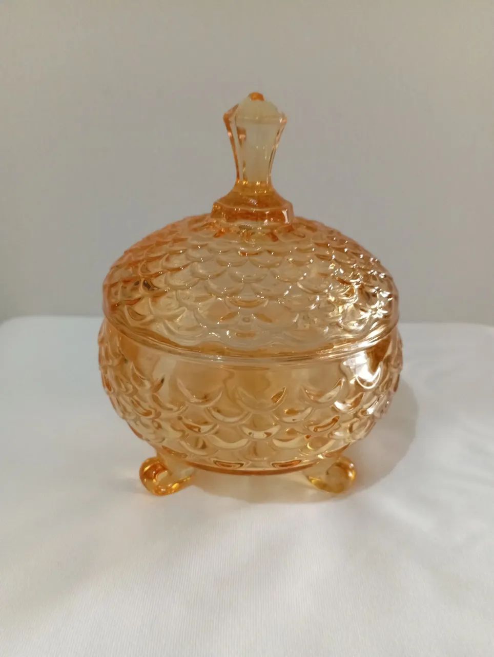Bomboniere rose anos 80 escamadas em perfeita condições. 