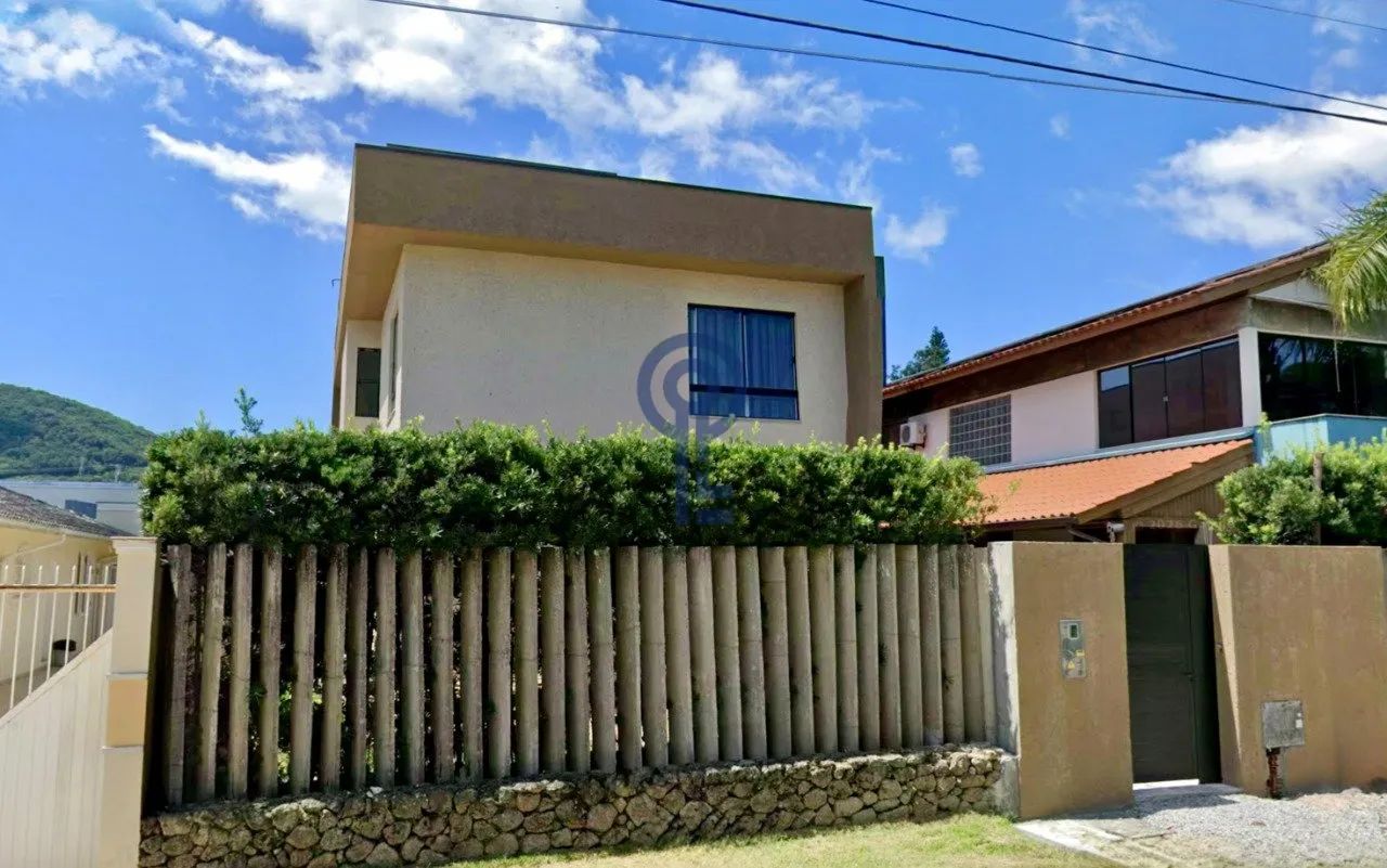 Studio no Córrego Grande