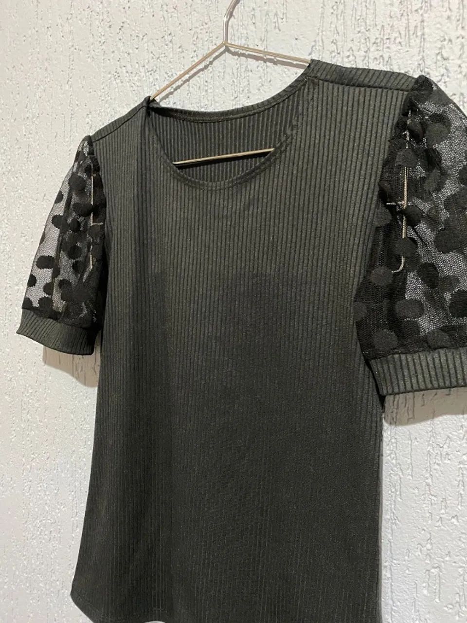 Camiseta Canelada com Tule - Foto 2