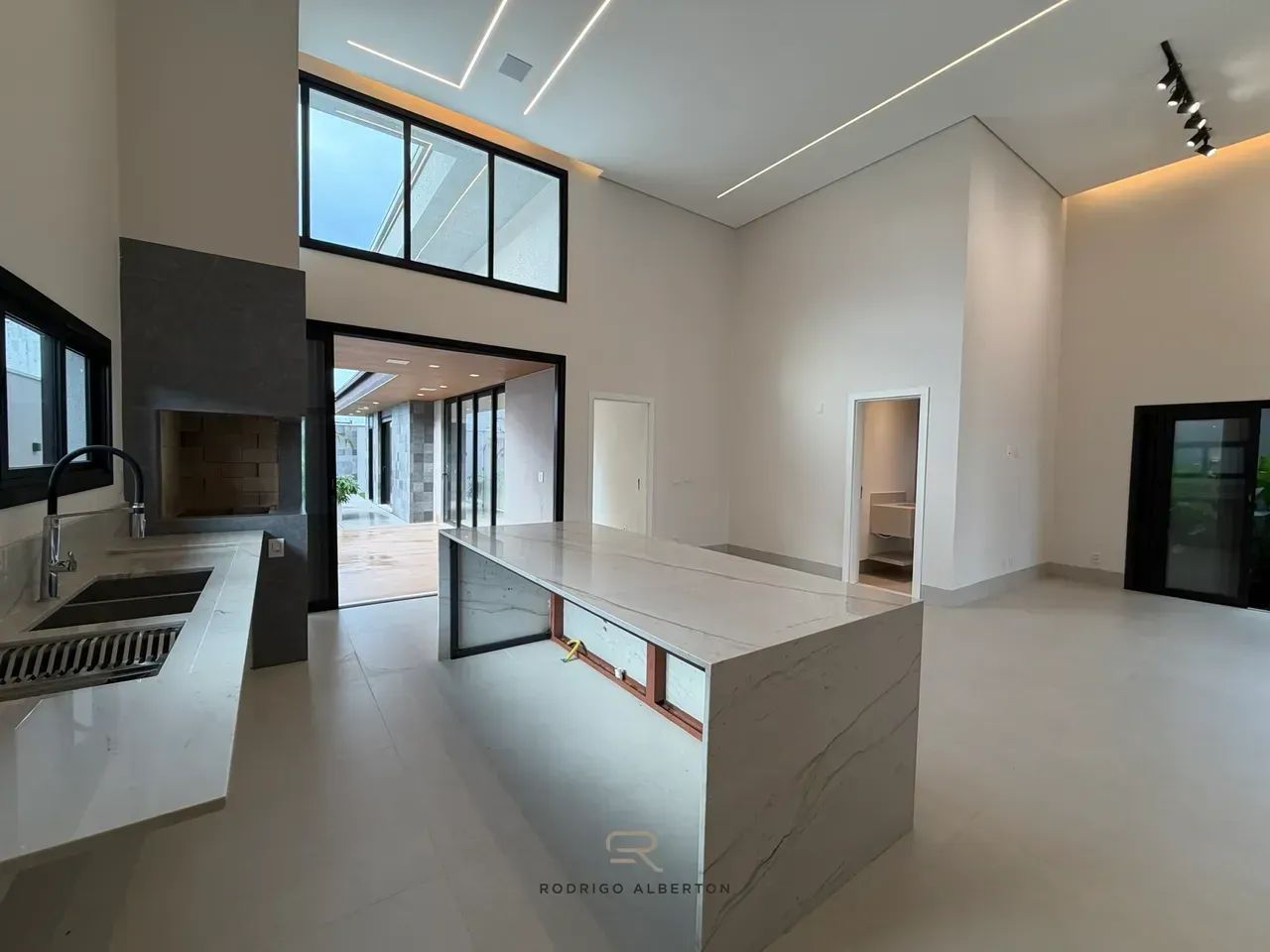 Casa Terrea Florais da Mata, com 3 suites + Escritorio, R$ 2.790 - Foto 4