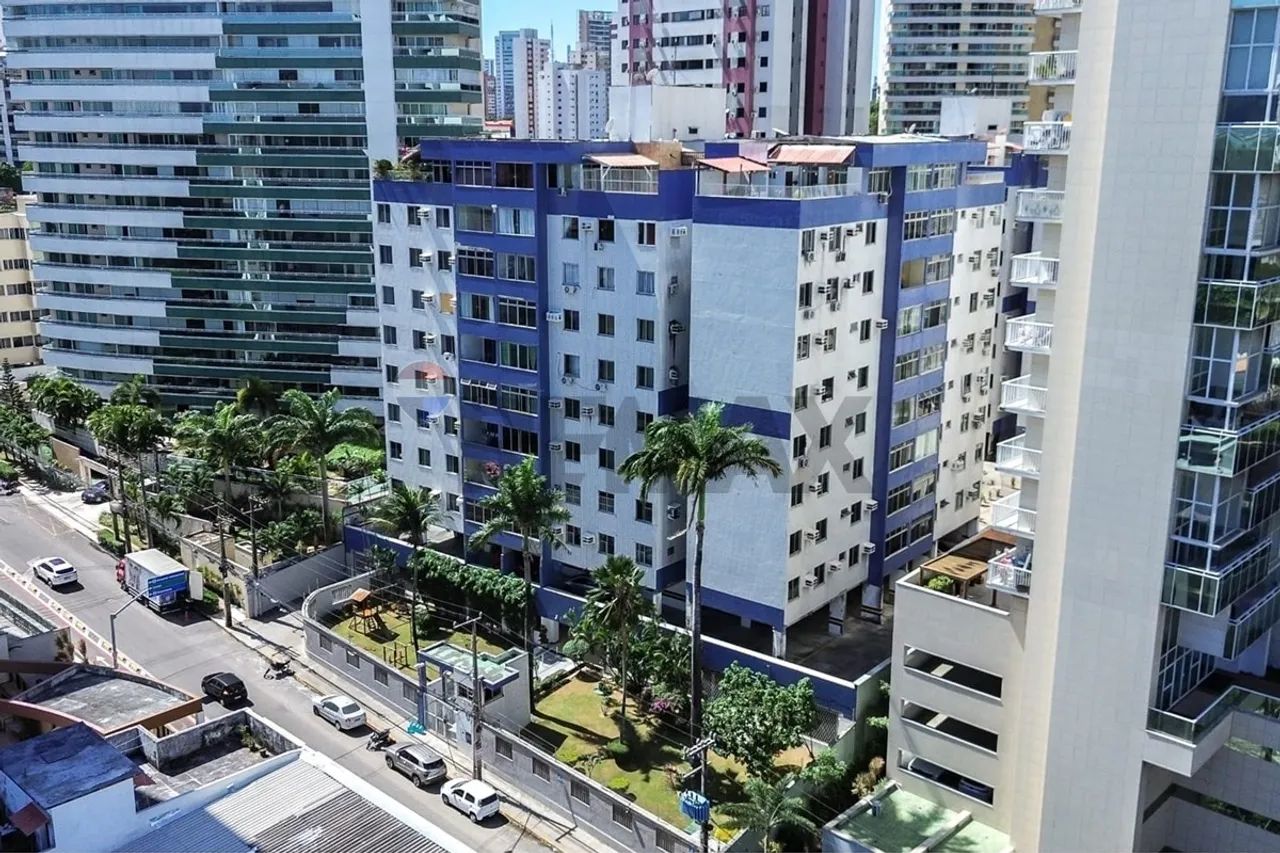 Apartamento EdificioBeverly Hills, Bairro Cocó: 3 quartos, conforto e lazer!